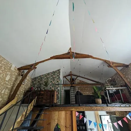 펜션 La Grange D'oriane Et Emilien