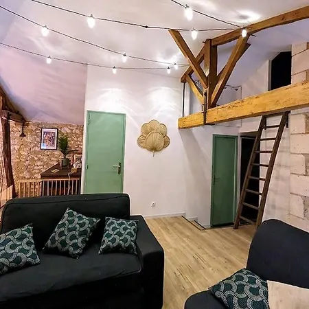 La Grange D'oriane Et Emilien 펜션 *